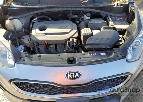 2020 Kia Sportage Lx z USA, uszkodzony, nr VIN KNDPM3ACXL7736095